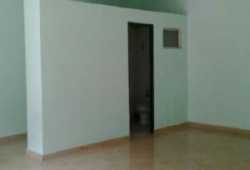 SE VENDE BAJO COMERCIAL