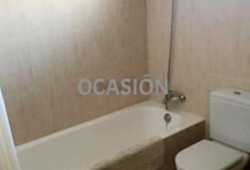 ocasion bajo con piscina y garaje y trastero