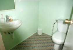 ocasion bungalow con piscina y amueblado y jardin.