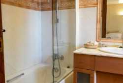 ocasion chalet con piscina y garaje ..