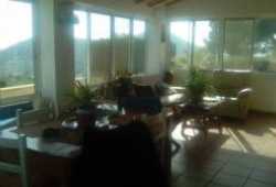 ocasion chalet con piscina y parking y bonito