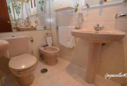 ocasion vivienda con vistas y piscina y parking..
