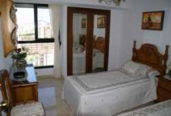 ocasion vivienda en primera linea de playa y gara<