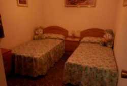 ocasion vivienda en primera linea y parking.