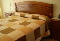 ocasion vivienda en primera linea y parking..