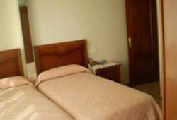ocasion vivienda en primera linea y parking..