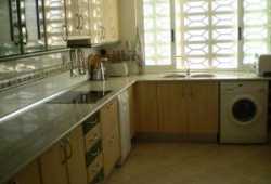 ocasion vivienda en primera linea y parking..