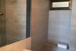 ocasion vivienda en primera linea y parking y pis`