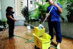 Se buscan jardineros,conserjes o porteros y otros